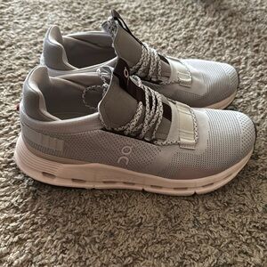 On Running Women's Athletic Shoes - Light Gray and White